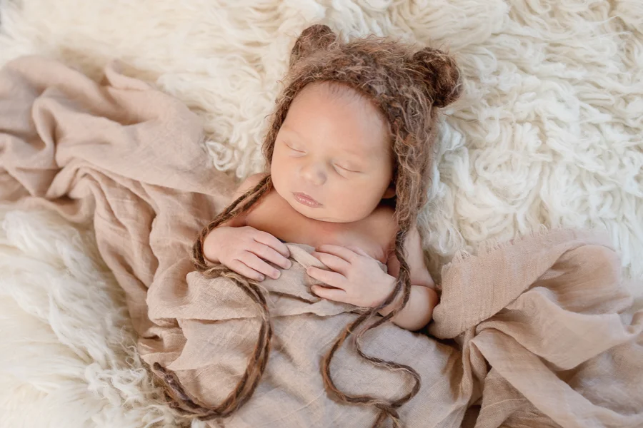 Newborn-32_blog_lg.jpg