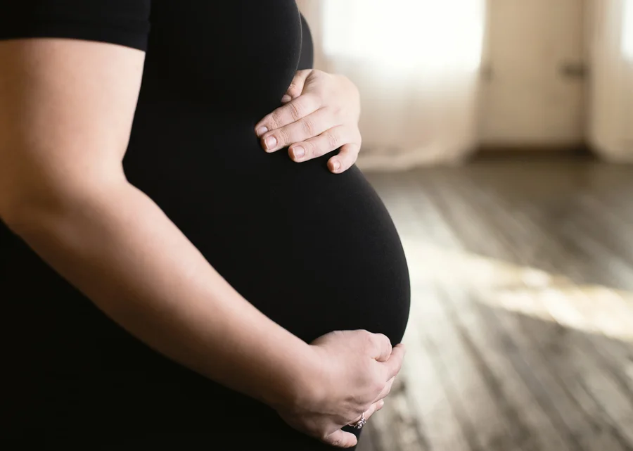 Maternity-7-Recovered_blog_lg.jpg