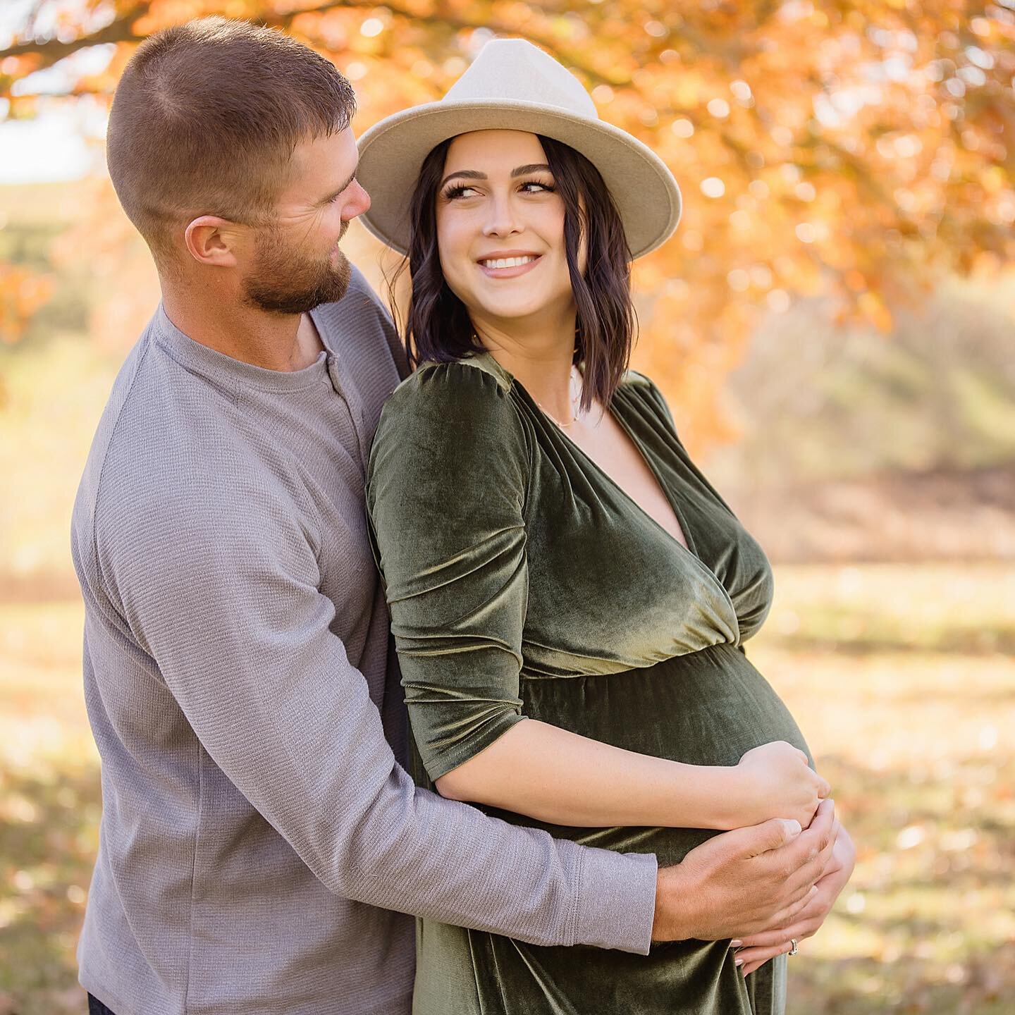 We&rsquo;ve loved documenting all the moments for this sweetest couple! 🤍

#maternity #maternityphotography #maternityshoot #kc #kcmaternityphotographer #momlife #kcmom #momswithcameras #lovethiscouple #latergram