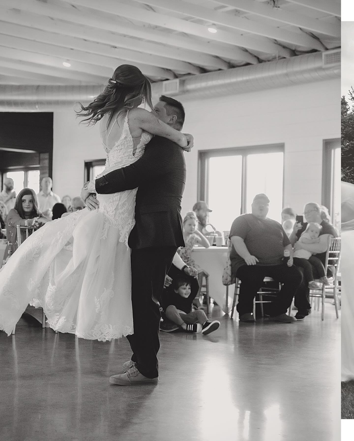 A few more of Calla + Caleb 🤍

#kansascityphotographer #kcphotographer #kansascityweddingphotographer #kcweddingphotographer #kcbride #kansascity #kcmo #fyp #explorepage #wedding #weddingphotography #2024bride #bride #lifestylephotography #lookslike
