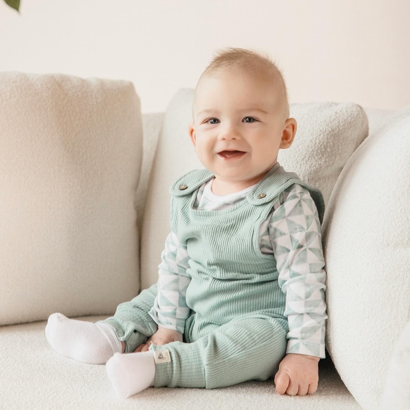 Bo ♡

Love this sweet boys 4 month session!

#kansascityphotographer #kcphotographer #kansascityfamilyphotographer #kcfamilyphotographer #kcnewbornphotographer #kansascitynewbornphotographer #kansascity #kcmo #momlife #fyp #explorepage #milestonephot