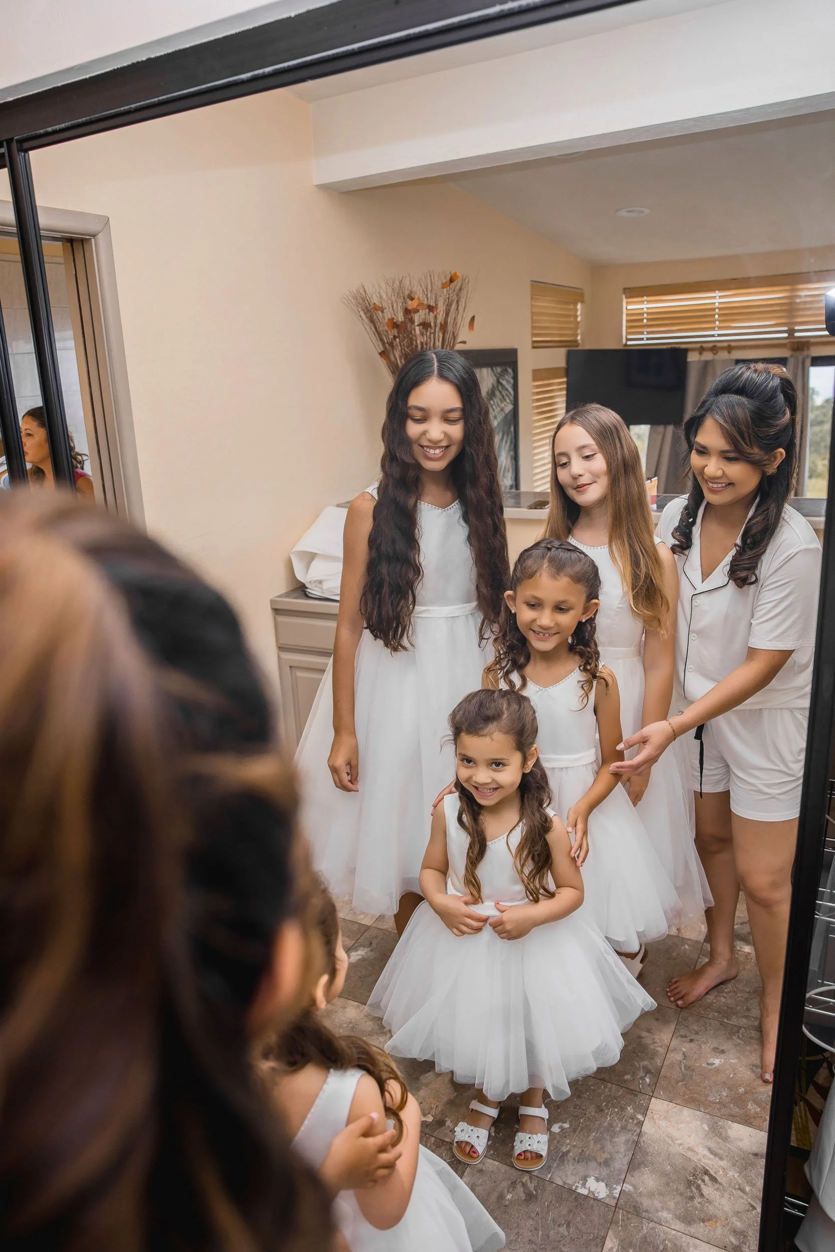 kc-wedding-photographer-maui-getting-ready-9.jpg