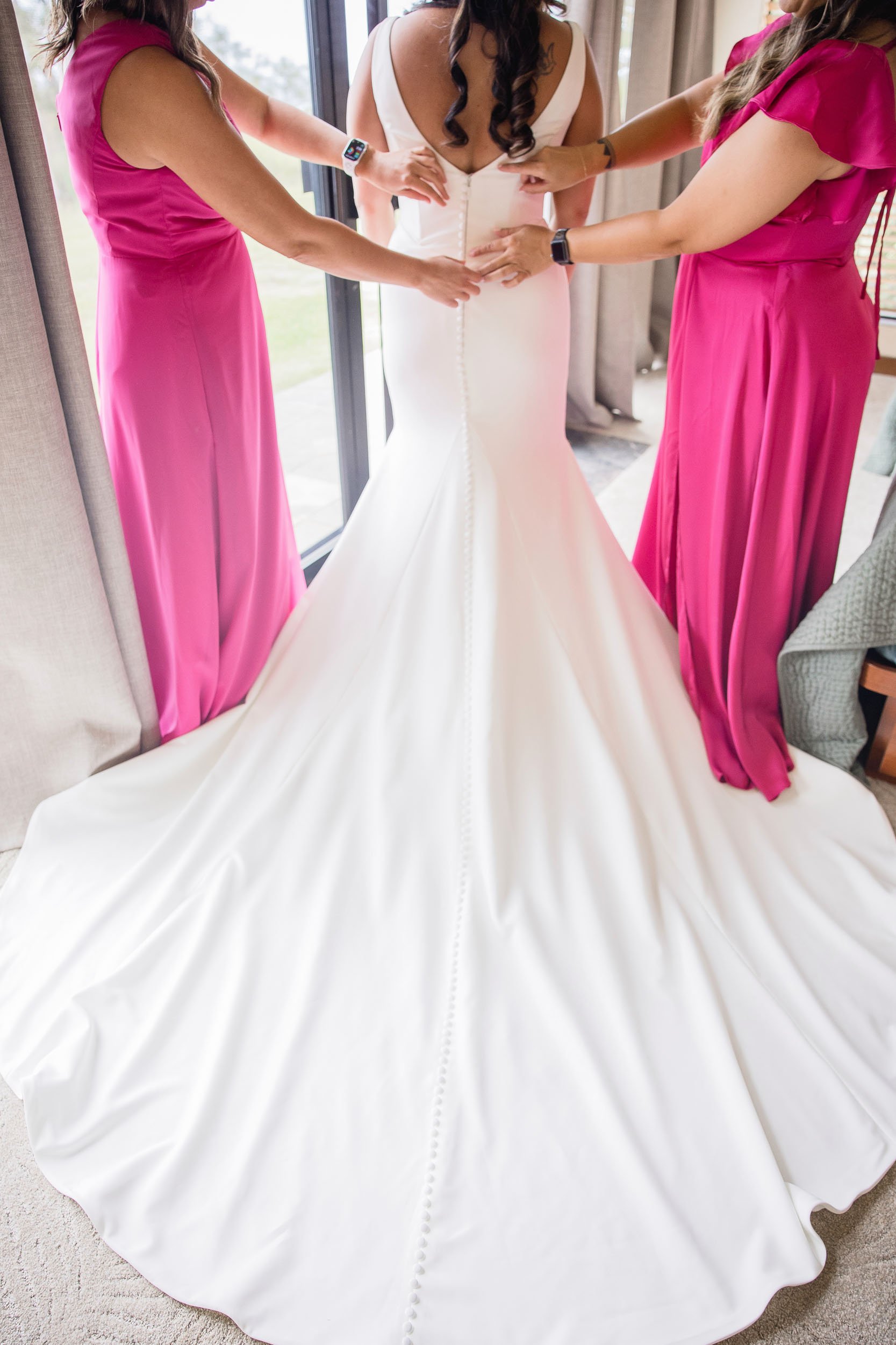 kc-wedding-photographer-maui-getting-ready-12.jpg