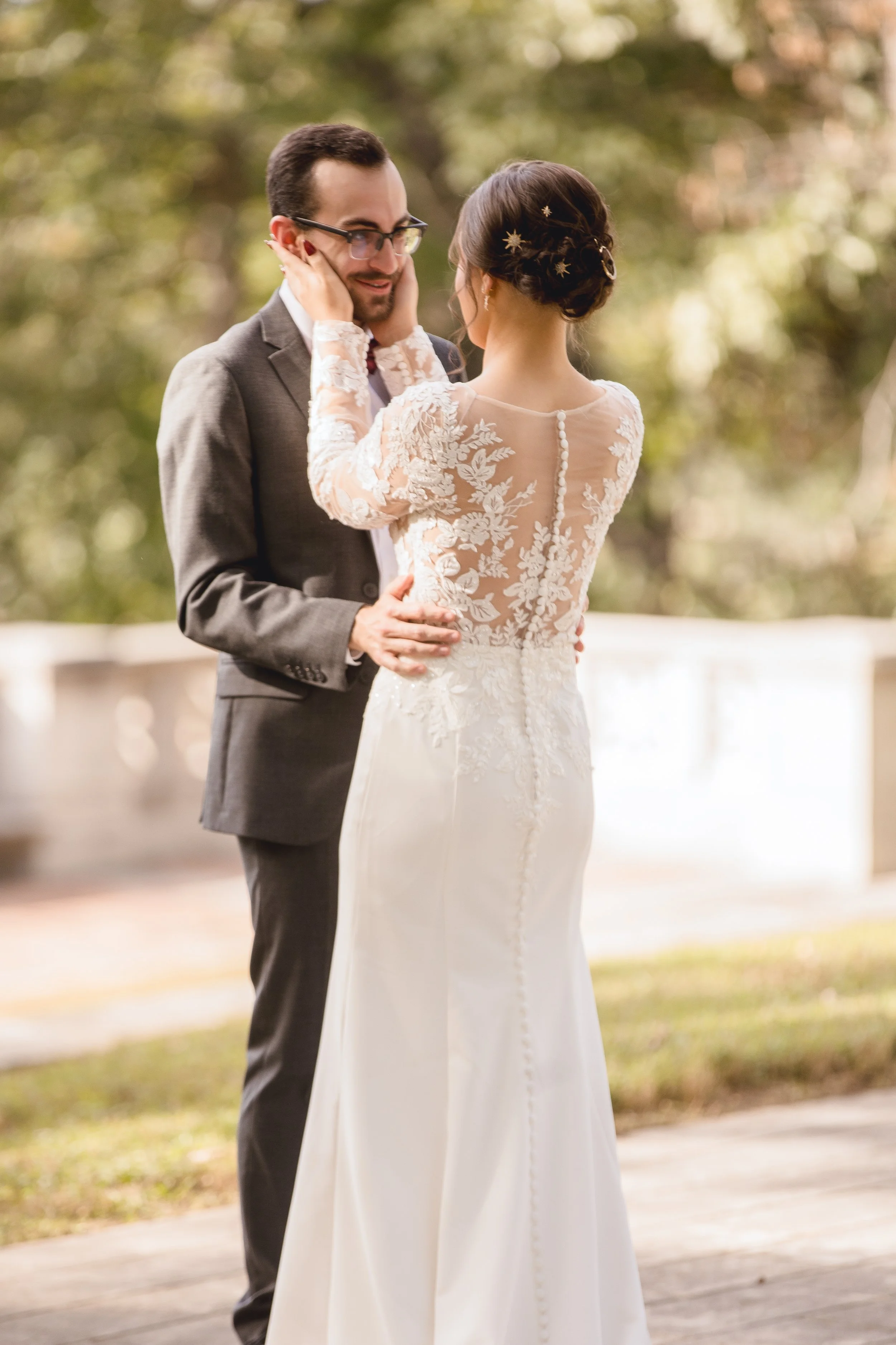 close-up-groom-smiling-seeing-bride.jpg