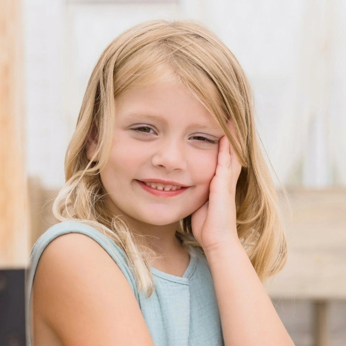 Family sessions like this remind me that the sweetest photos are often the simplest ones. Siblings tucked close, parents smiling through the chaos, and little ones showing their personalities in every frame. These moments pass quickly, but the photos