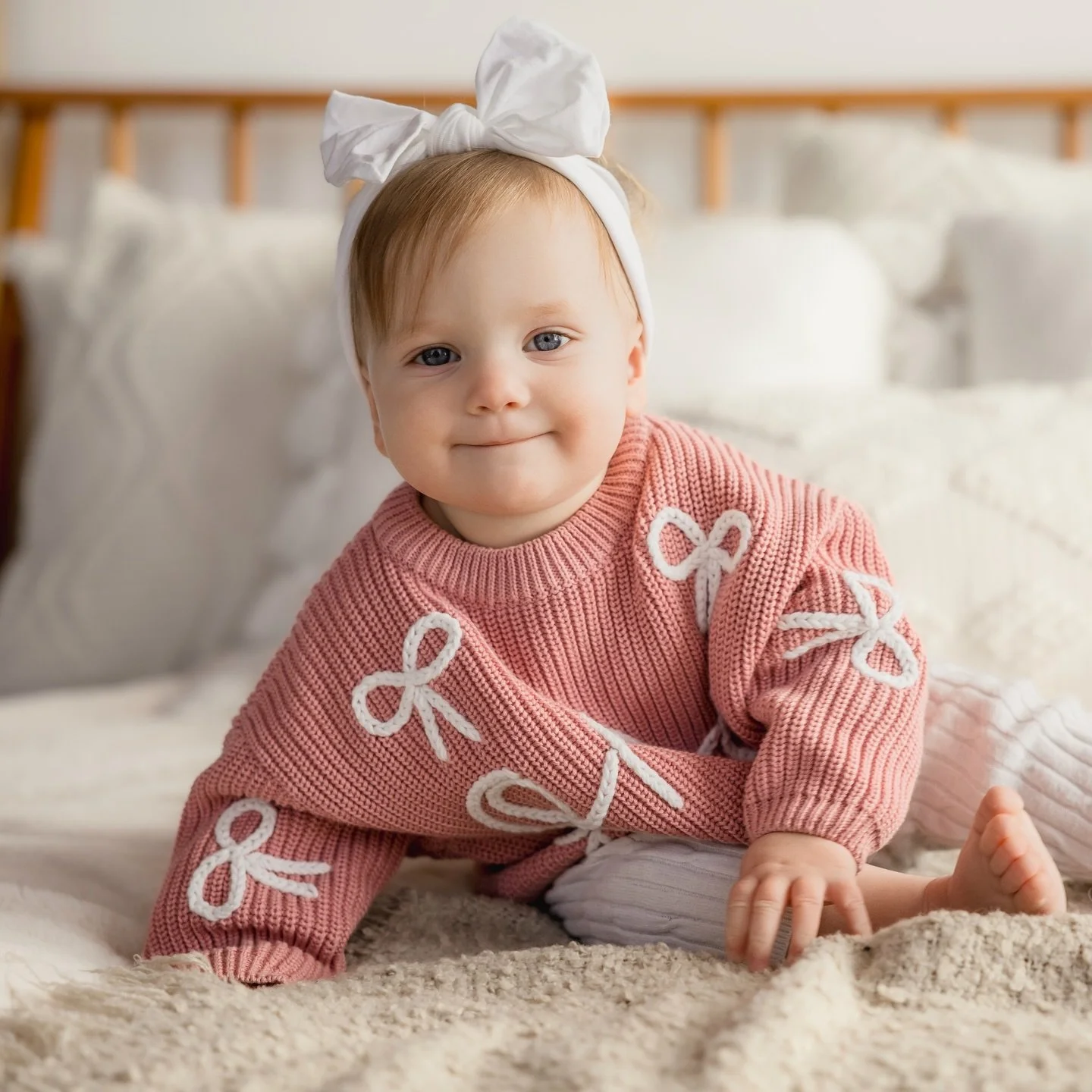 One year already 🤍
The sweetest milestone sessions in the studio lately.

#kansascityphotographer
#kcfamilyphotographer
#leessummitphotographer
#kcbabyphotographer
#kansascitybabyphotographer