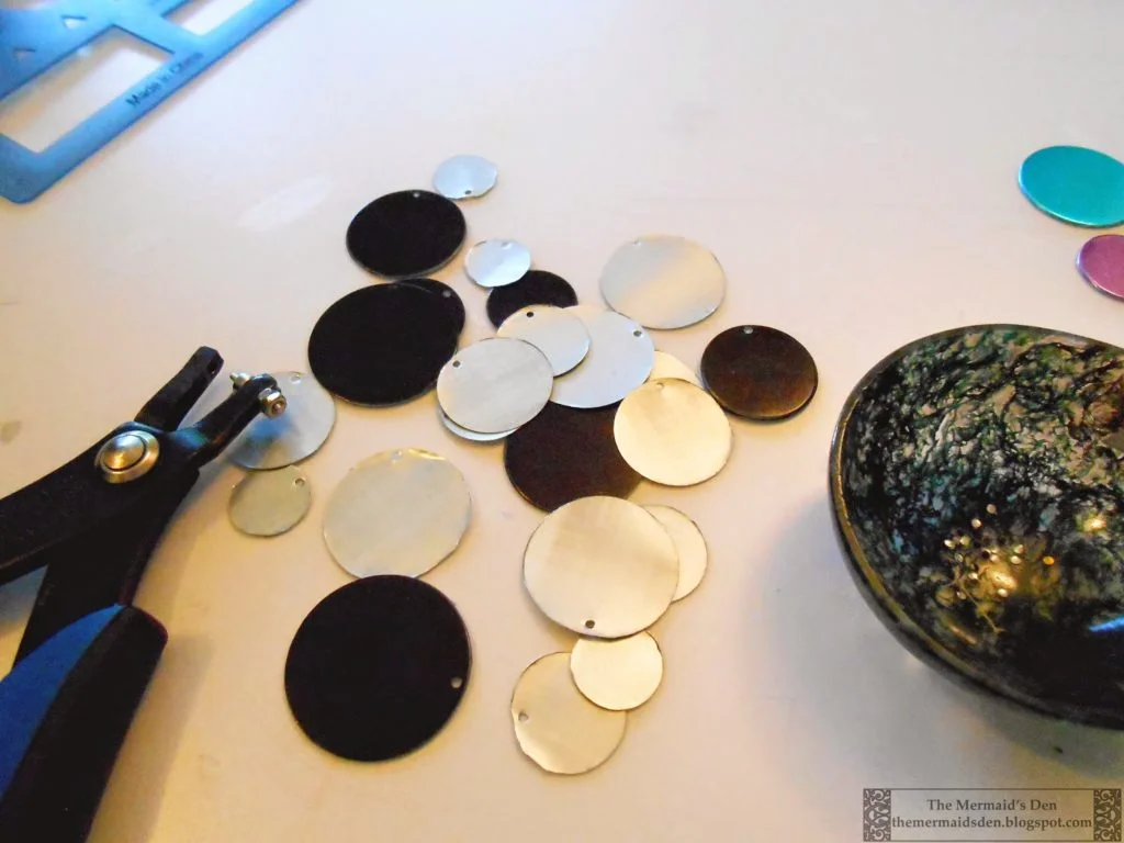 Free Tutorial: Using Aluminum Cans to Make Jewelry