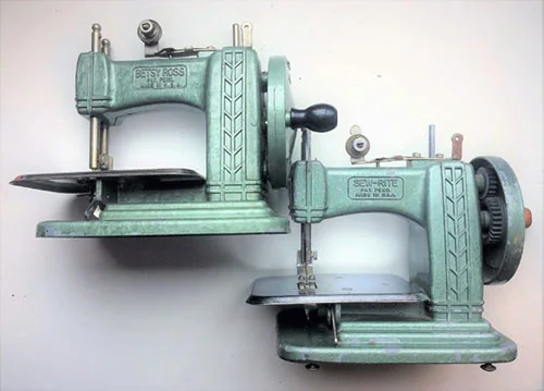 Betsy Ross Vintage Toy Sewing Machine Guide