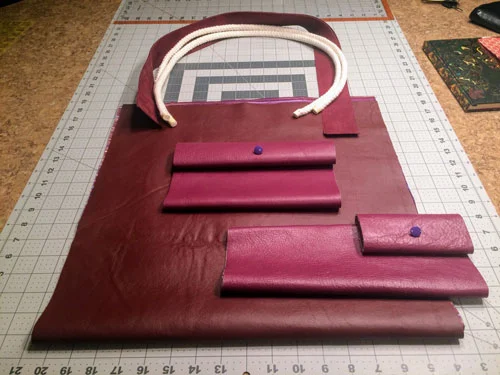 Leather Tote Bag Tutorial: Beginner Leatherworking Project