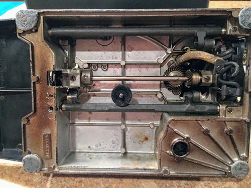 Singer Featherweight Sewing Machines: a New Owner's Guide