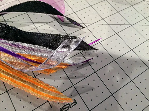 Make a Cute Halloween Dog Collar with Ribbons