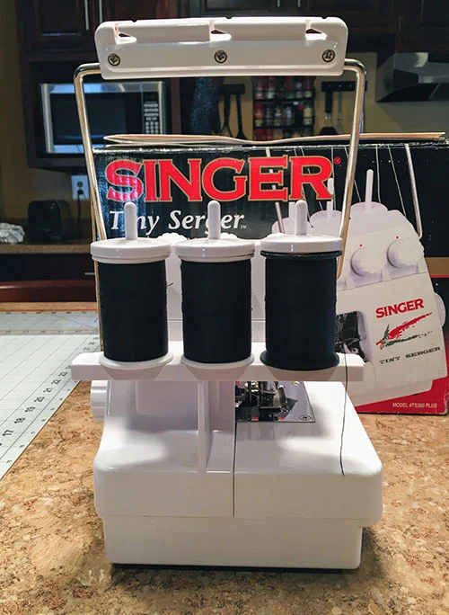 The Singer Tiny Serger: A Little Gem