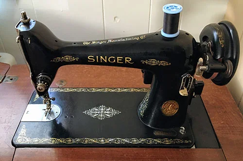 How to Sew a Straight Line