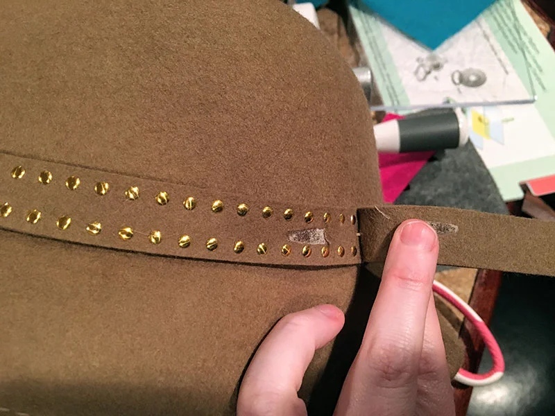 DIY Interchangeable Felt Flowers for a Hat