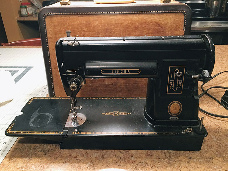 The Best Vintage Sewing Machine — The Mermaid's Den