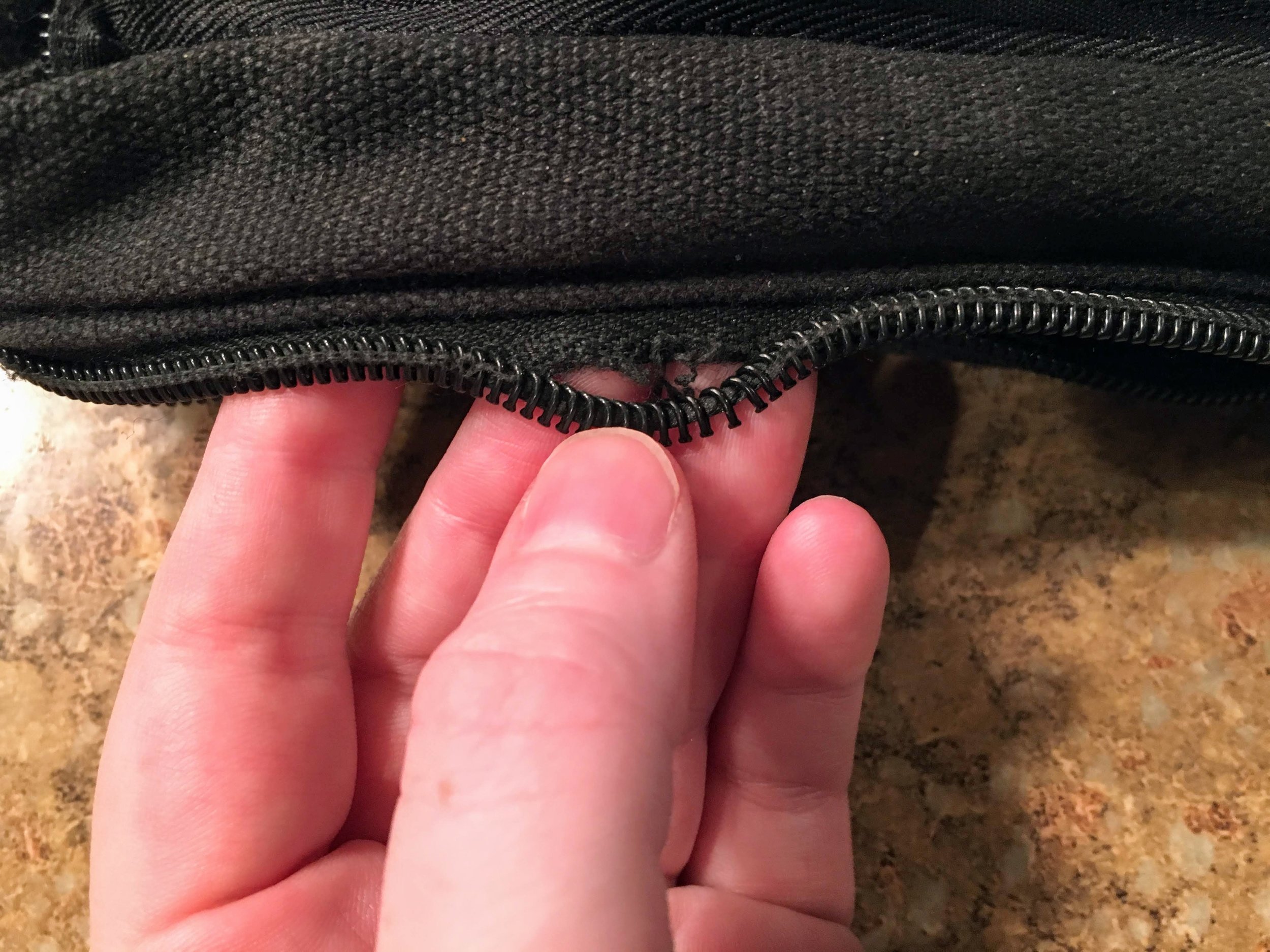 Everyday Mending Fix A Broken Zipper In A Bag The Mermaid S Den