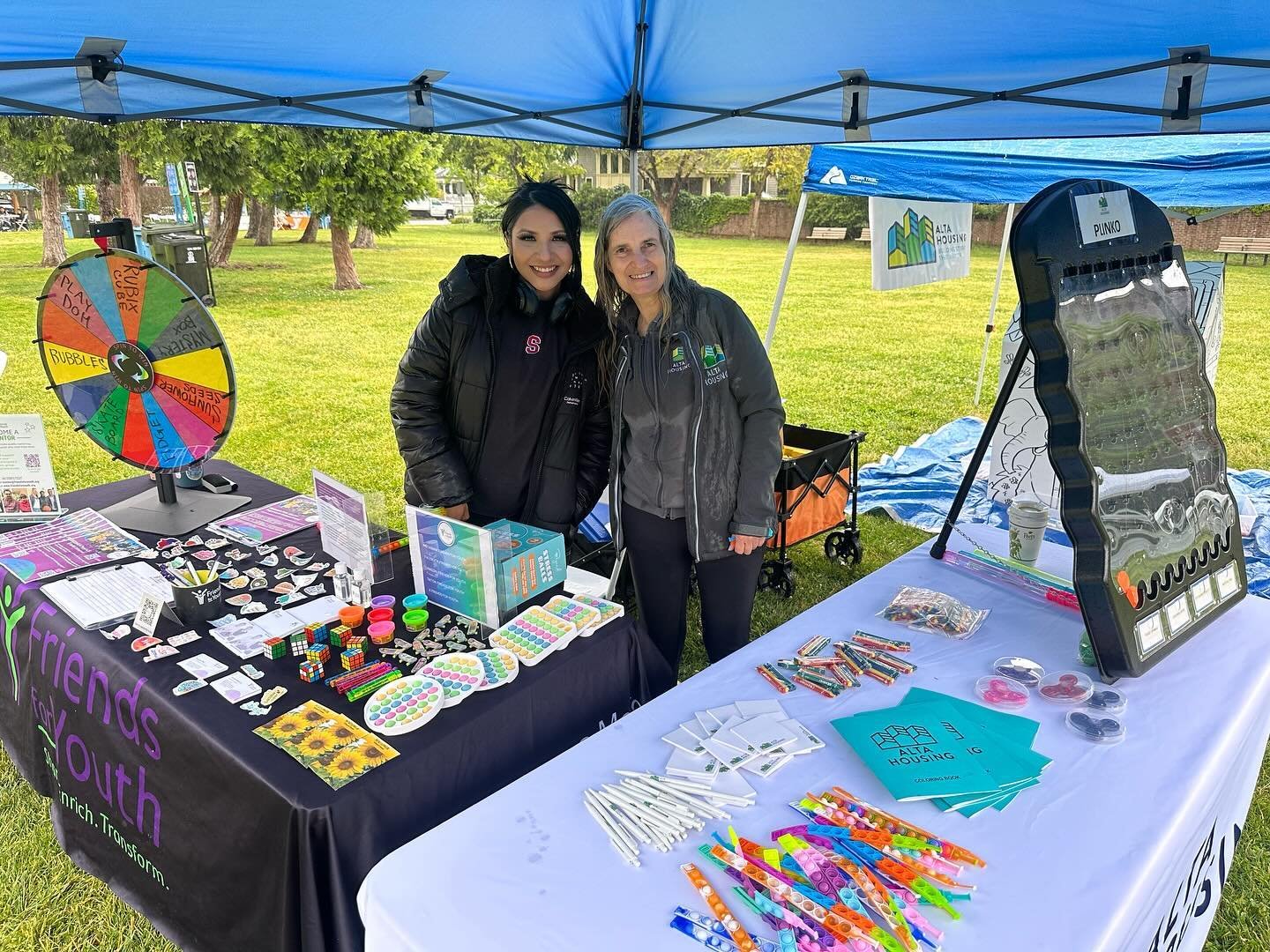 We had a great time at the May Fete Parade in Palo Alto last weekend! Huge thanks to @kiwanis_club_pa for hosting such an incredible community event. Despite the weather, we had a blast spreading the word about FFY, connecting with other local organi