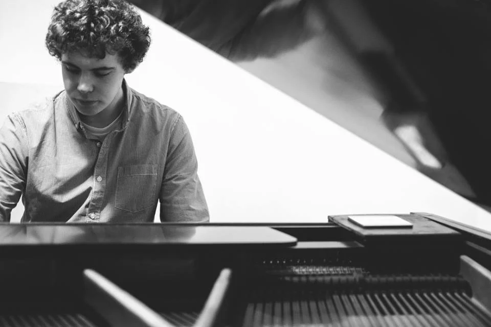 Wirral Music Factory Piano/Music Theory Tutor Andy