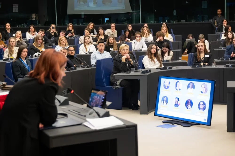 Irma Dimitradze address students from EPAS schools.jpg