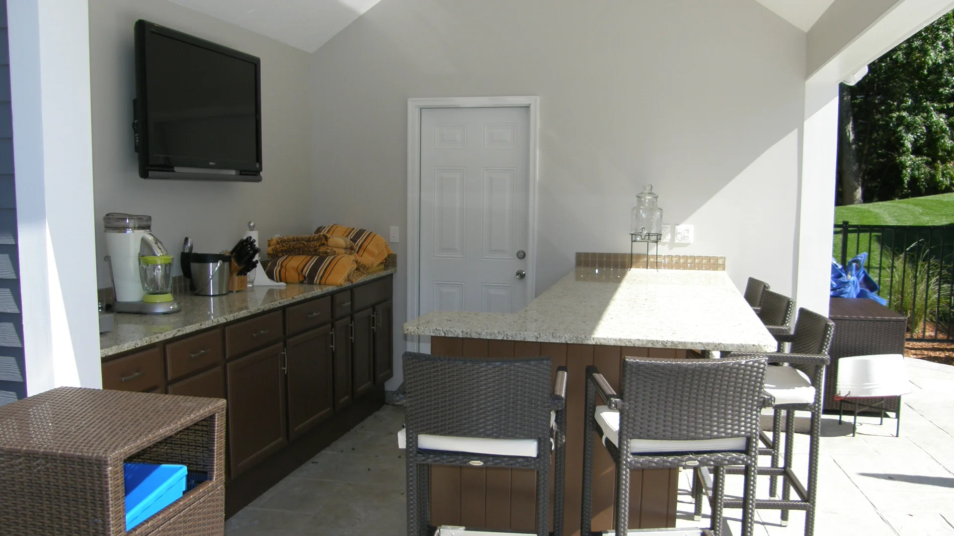 brn painted cabinets.JPG