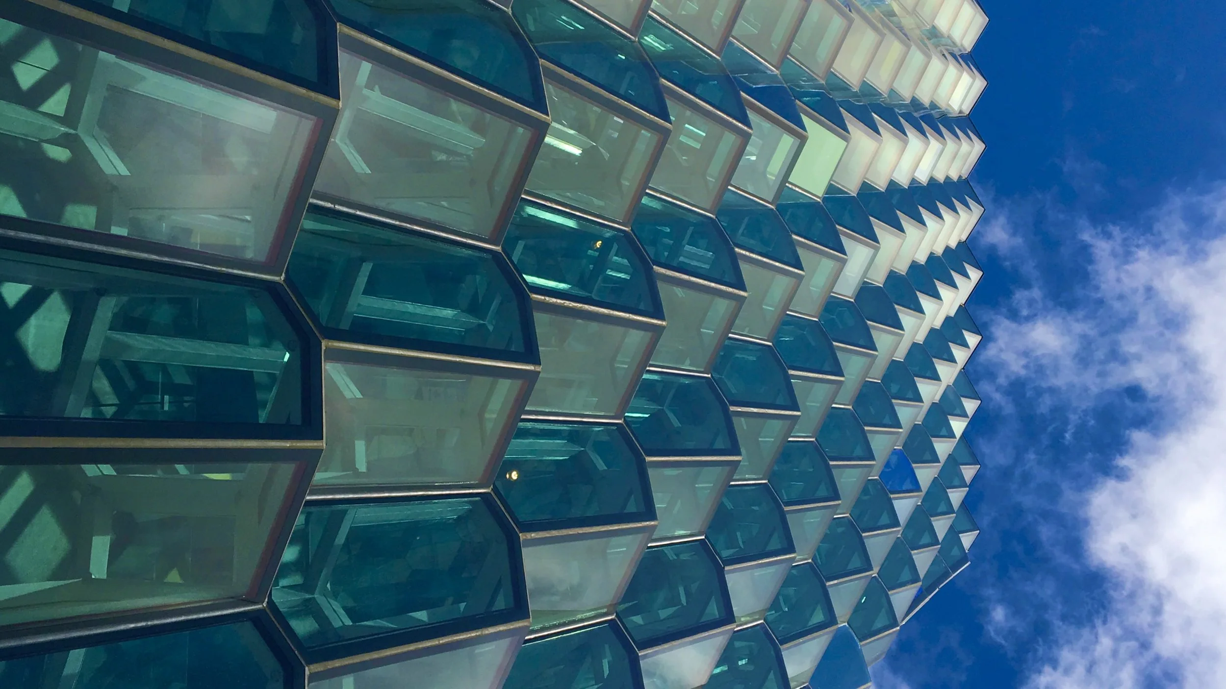 Crack the Code: The 2025 Ultimate Guide to B2B Tech Social Media