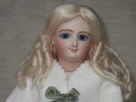 Smiling Bru Lady Doll