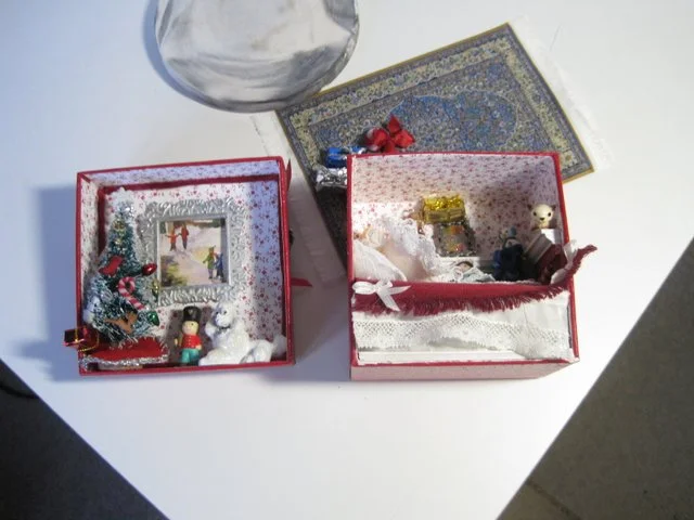 Mini Christmas Room Box