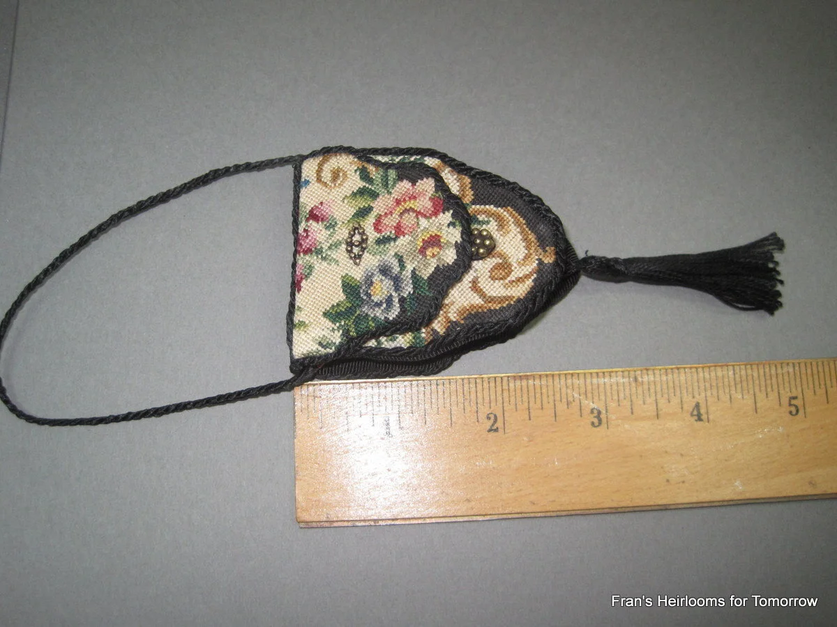 Shaped purse