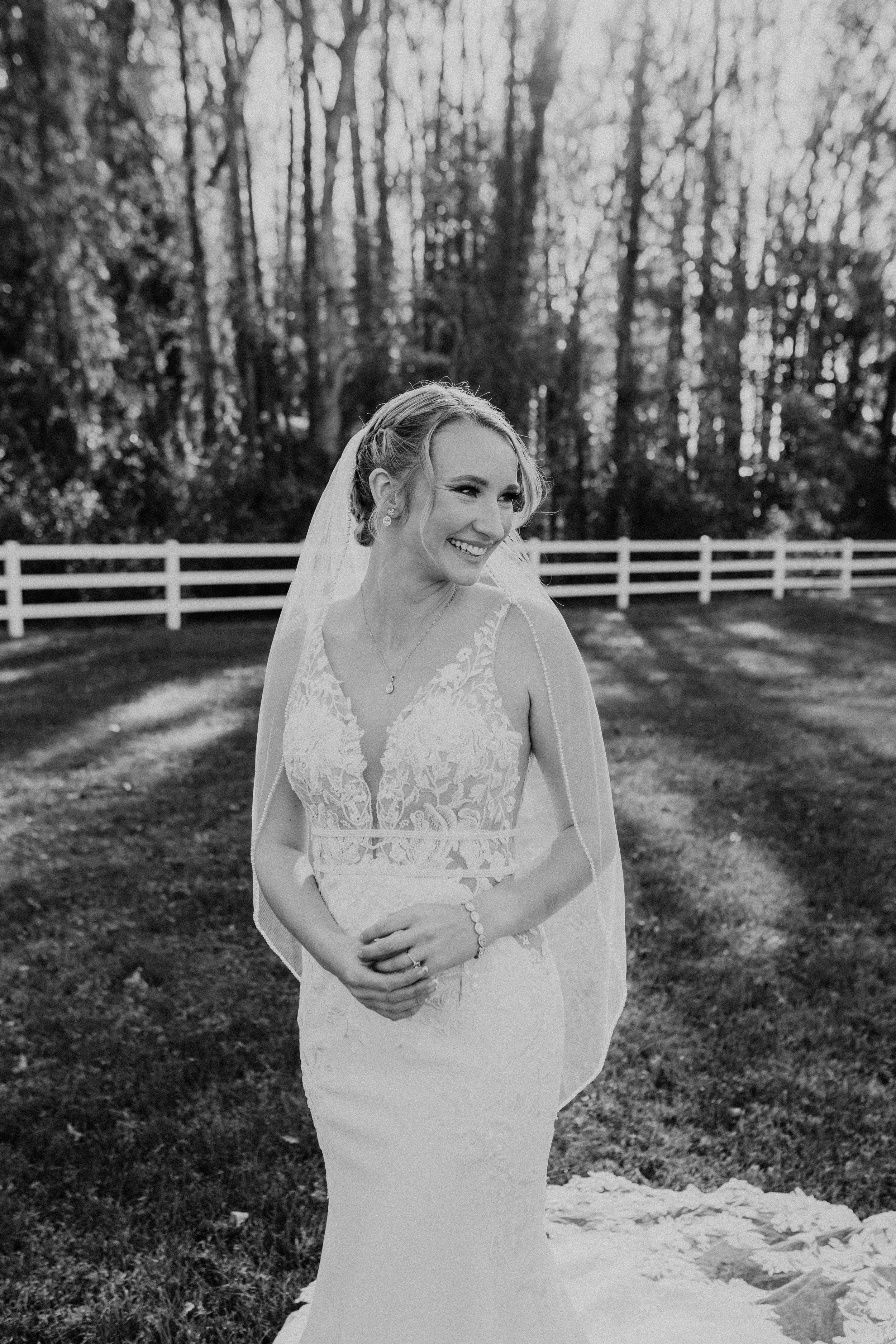 Jacqueline-Waters-Photography-Culpepper-Barn-Fall-Wedding-Bridal-Party- (200).jpg