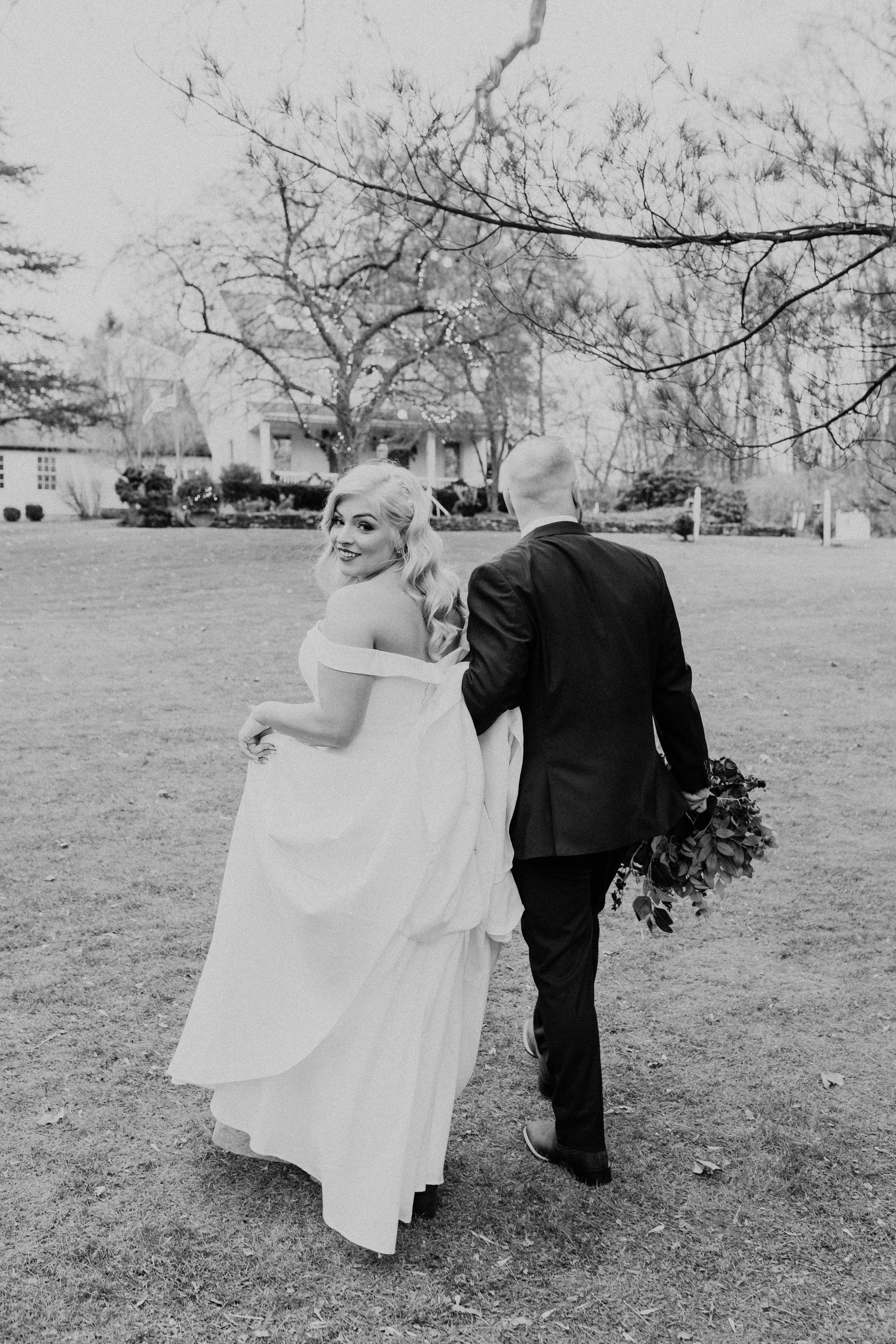 Jacqueline-Waters-Photography-Winter-Wedding-Riverdale-Manor-Pennsylvania- (17).jpg