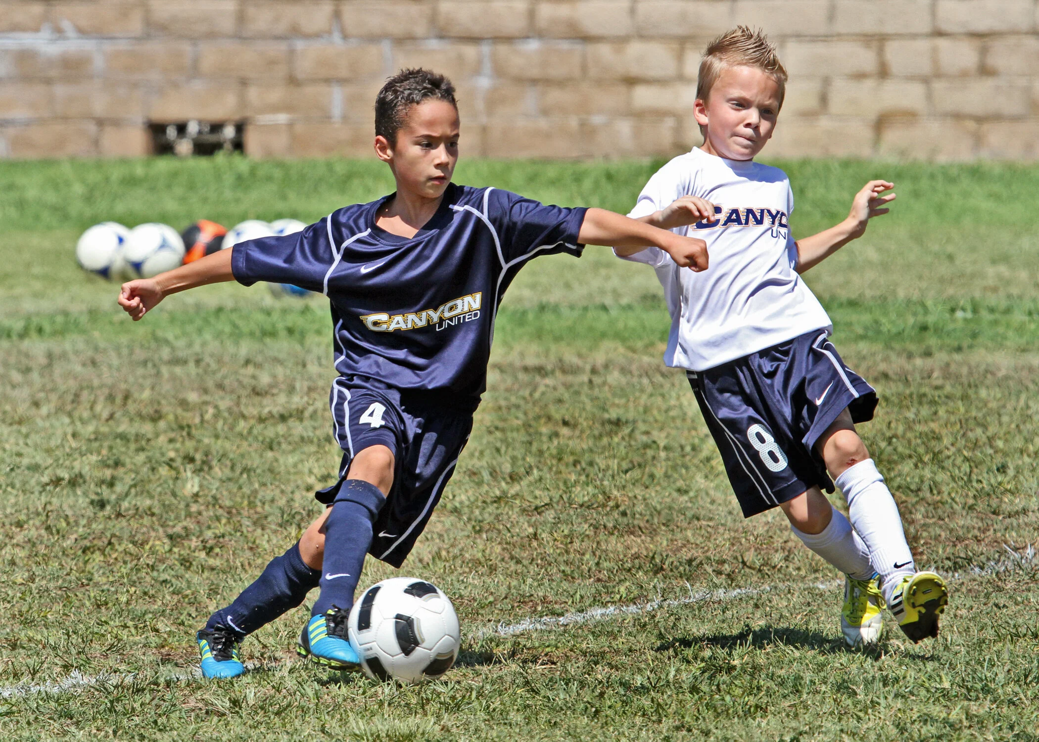 2012 BU09 Canyon United Blue vs White