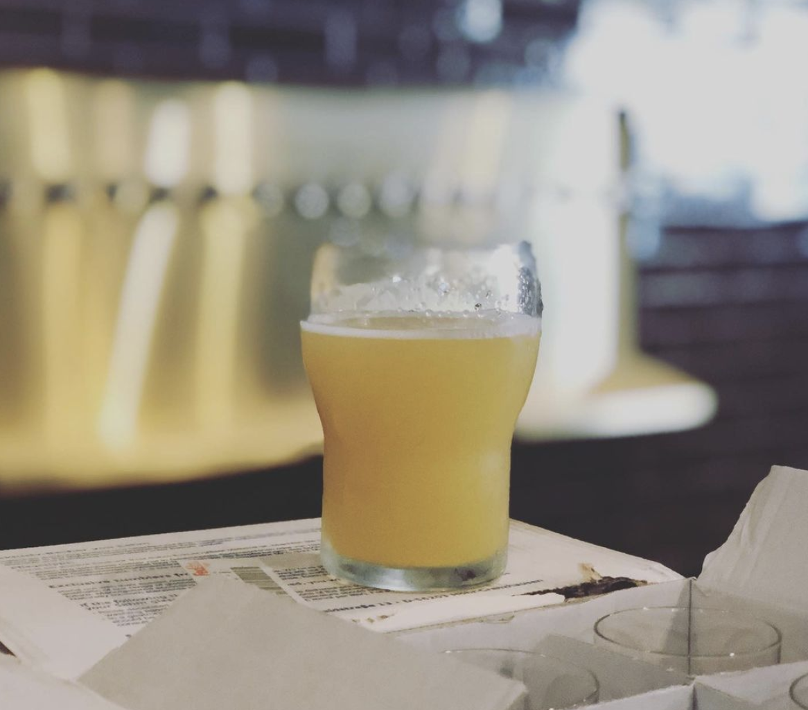 PAPERBACK BREWING Co. - Super Fun Hazy Hop IPA