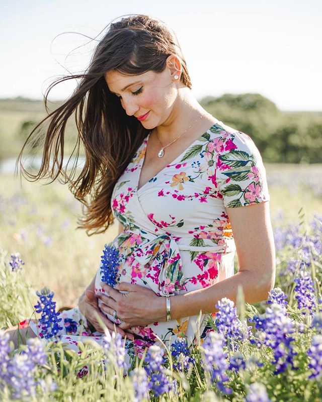 After two gorgeous maternity sessions in the bluebonnets I&rsquo;m wishing I had done the same two years ago with Randy. Isn&rsquo;t this new mother just beautiful? 💙