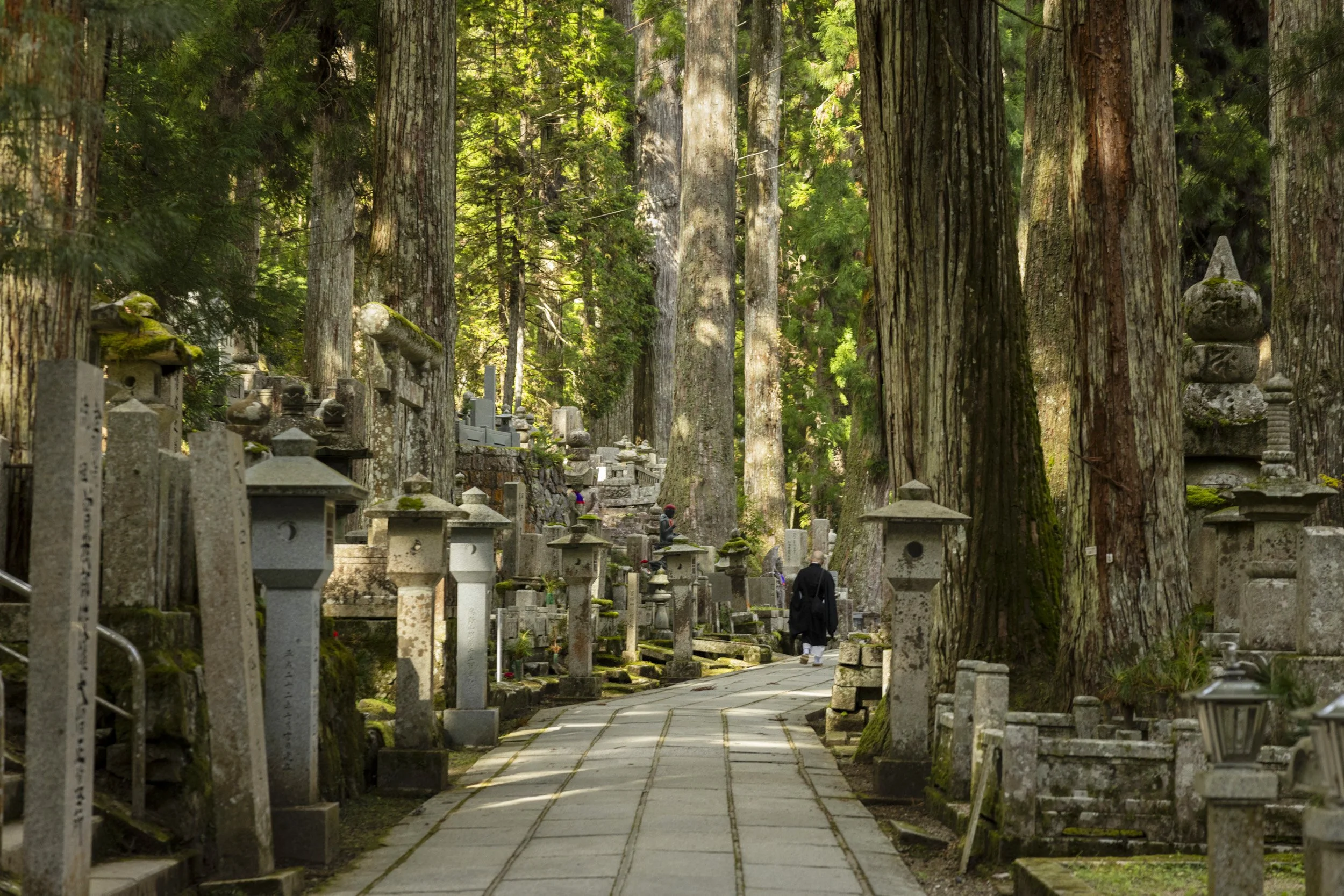 Okunoin_069.jpg