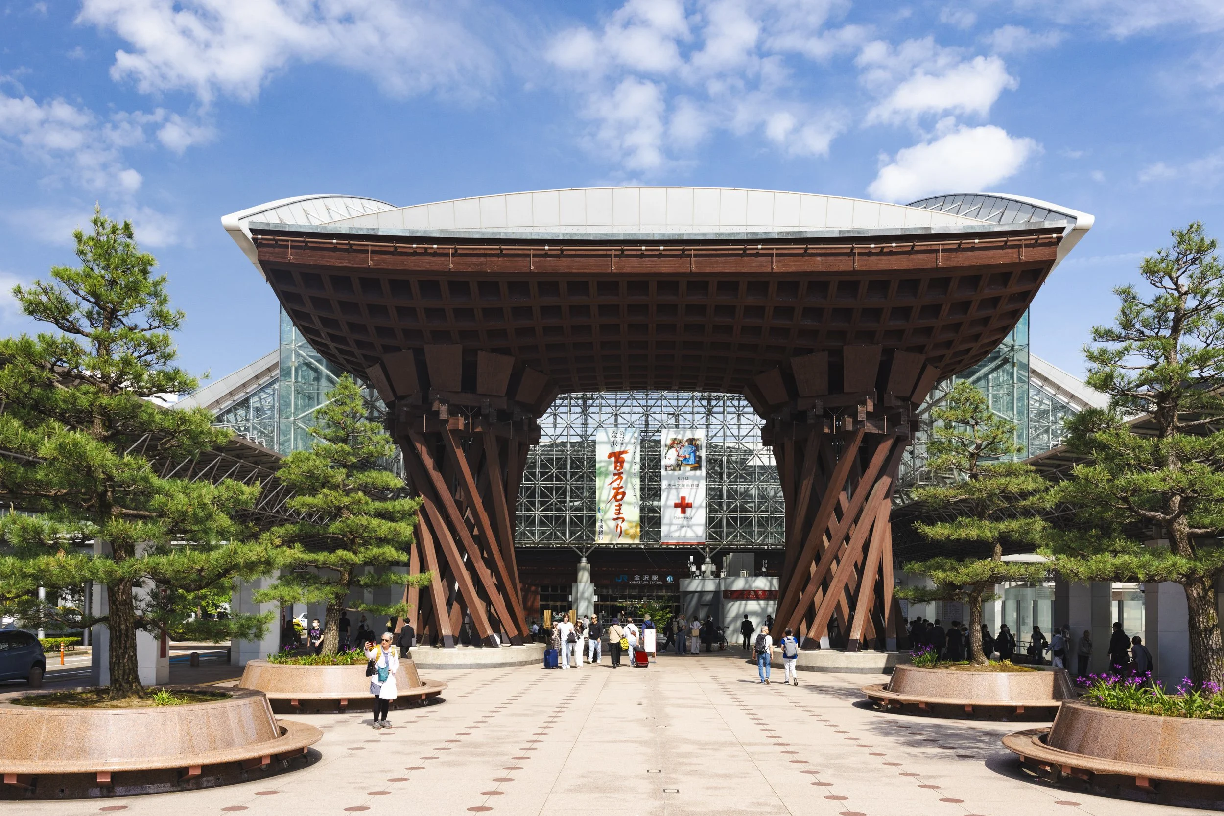 Hakko_Kanazawa_Tsuzumi-mon_0006.jpg
