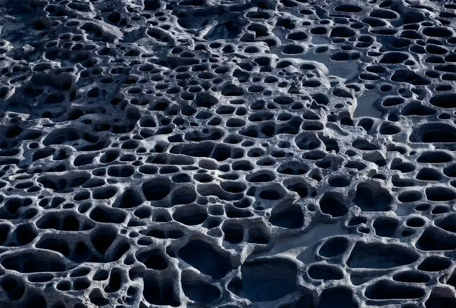 Tatsukushi_rocks_GG1_4173_R_Gs min_11zon min.webp