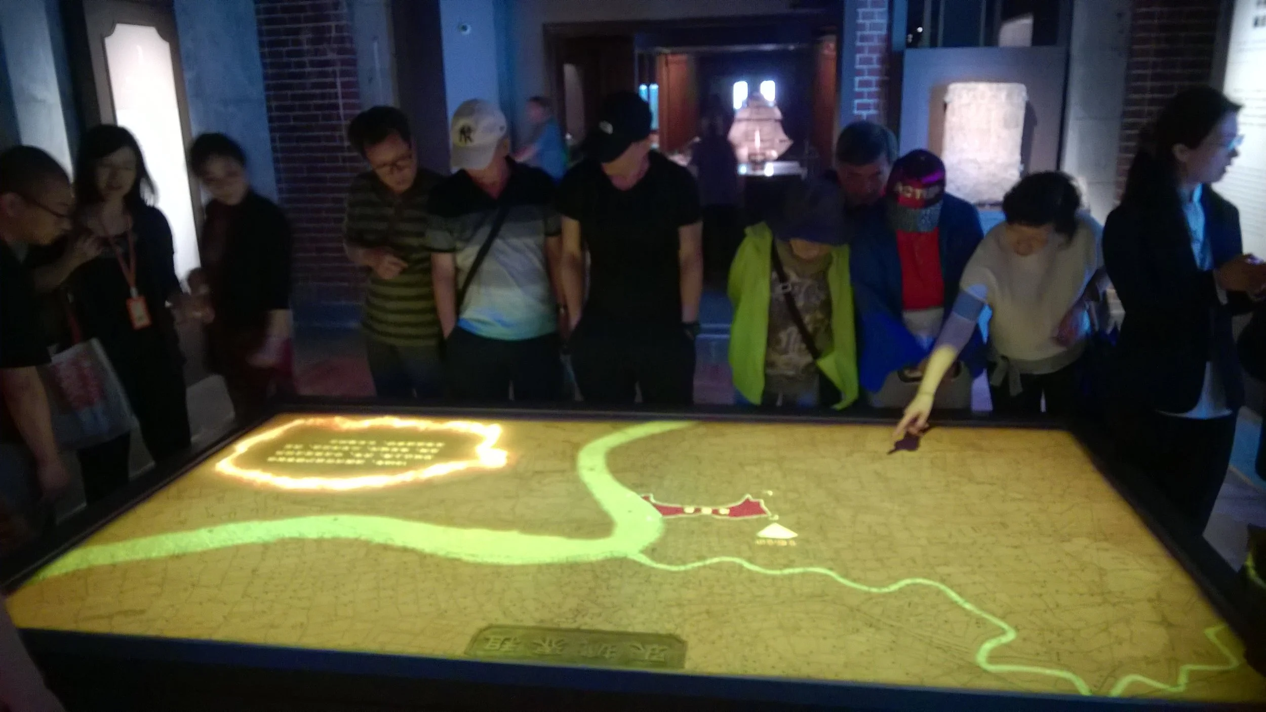 Digitaalinen ja vuorovaikutteinen kartta Shanghain historian museossa