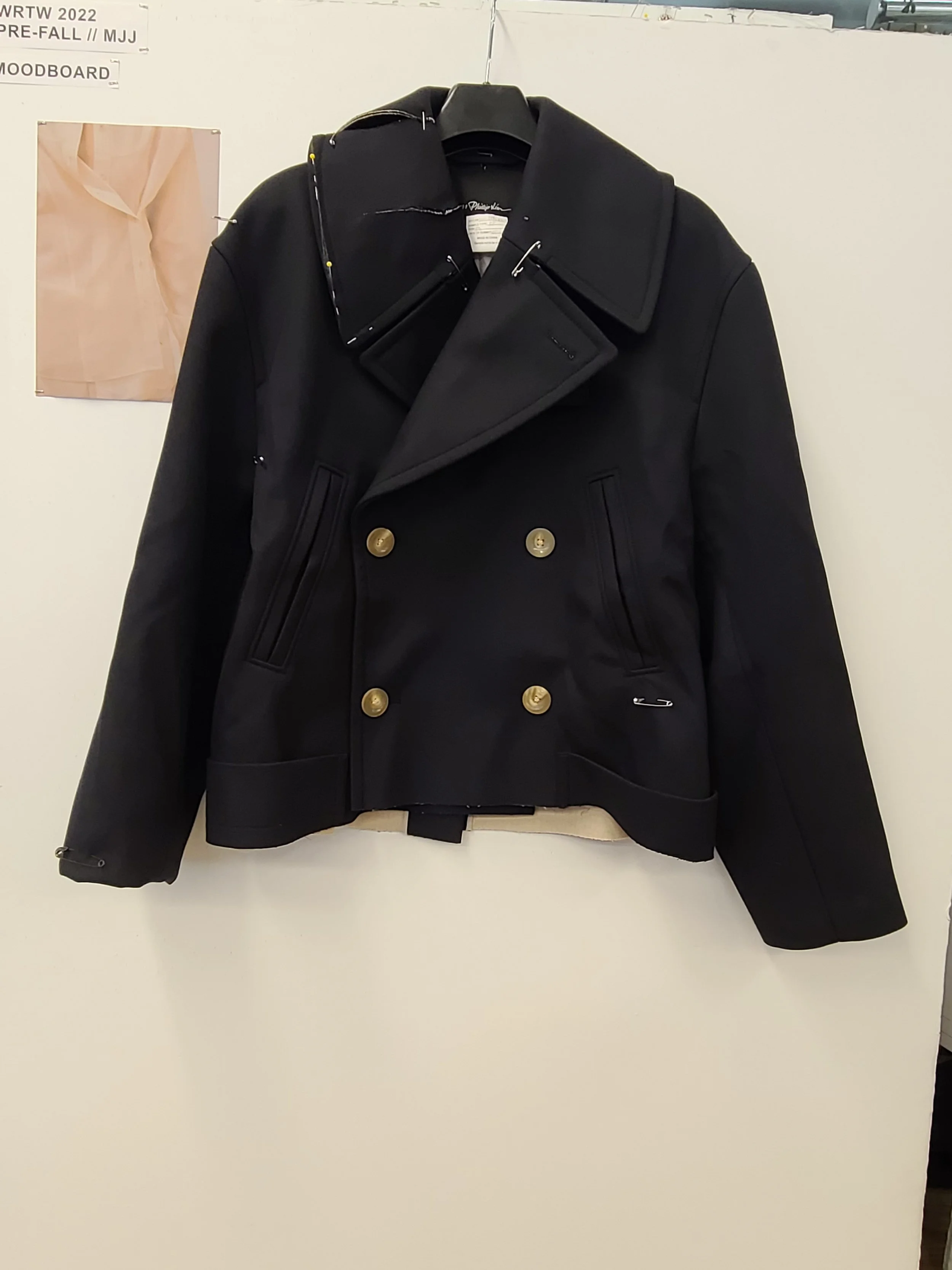  In creating this peacoat, edits were made to an existing men’s coat from the brand. I would translate these changes to a CAD, while working with the technical team on the fit changes they needed. 