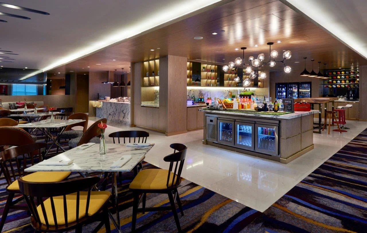 PKLCC-EXECUTIVE CLUB LOUNGE-BAR AREA.jpg