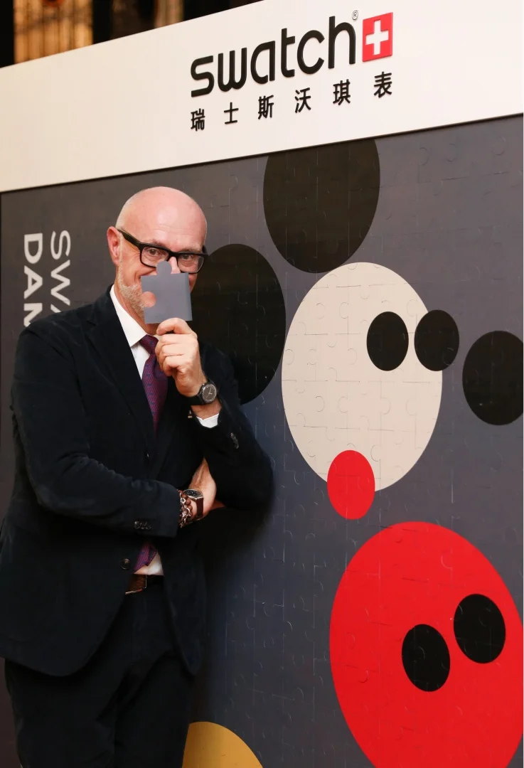 sd01_18_damien_hirst_event_8_Web.jpg