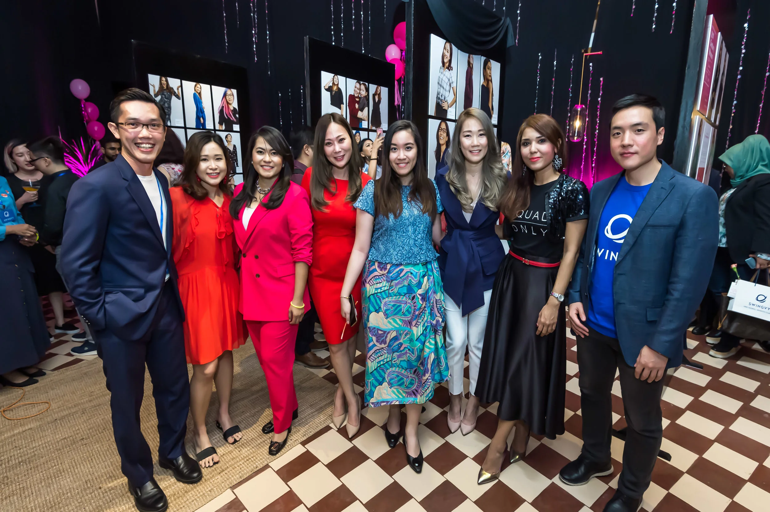 L-R: Swingvy's Co-founder, Tho Kit Hoong , ANNE IDRIS , IZRA IZZUDDIN , Kristal Soraya Lee, Lennise Ng , Swingvy's Brand Manager Melly Ling , Swingvy's Co-Founder & CEO Jin Choeh