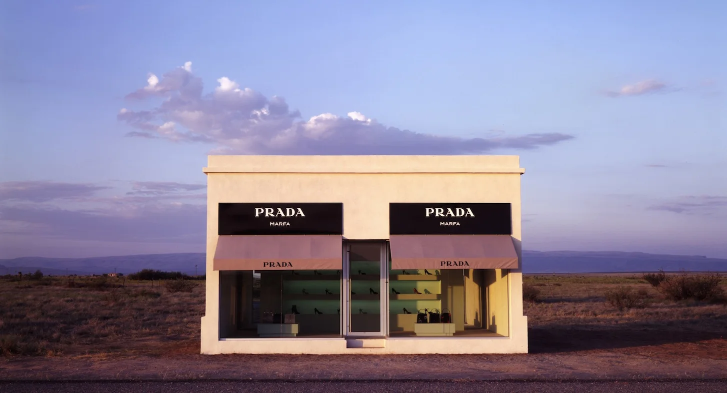 Prada_4_small.jpg
