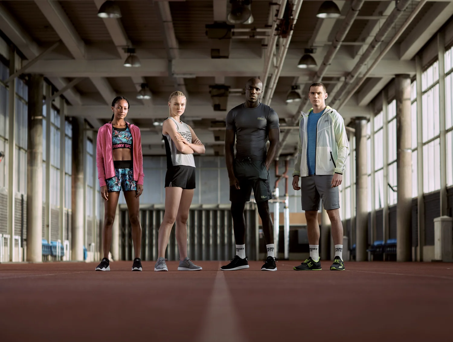 CR13047_Marketing_SS19_Sport_STILLS_MB_GROUP_LOOK_2_68_F.jpg