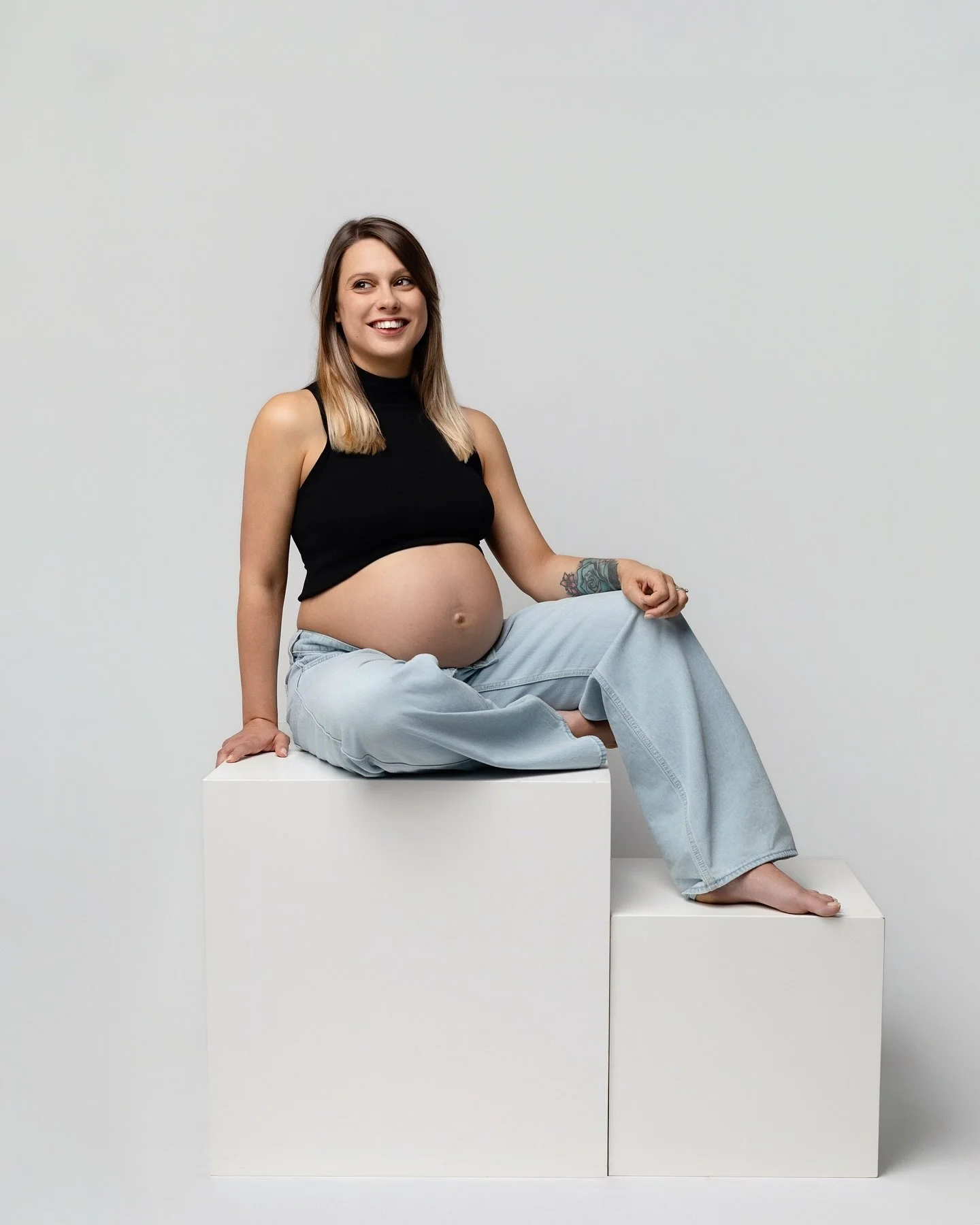 Let me document your pregnancy in a beautiful and simple way, no fancy dresses or awkward posing. Just simple, natural moments celebrating the incredible life growing inside you. 

Book your session, mamas, you&rsquo;ll want these  memories to look b