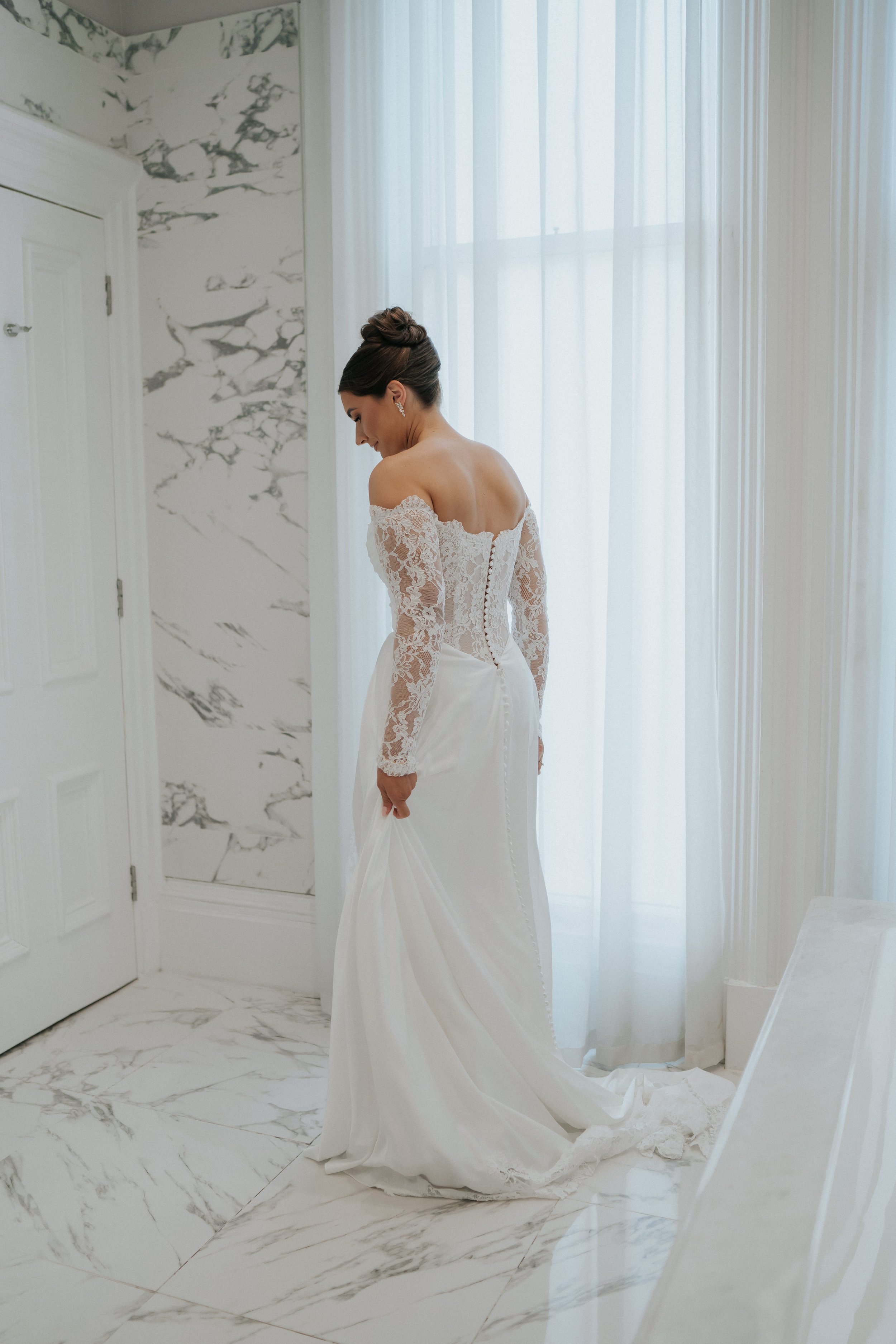 Alice&Liam_Getting_Ready_109.jpg