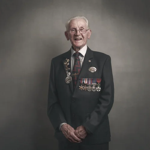Portrait of Robert Larnach, Second World War veteran, by Glyn Dewis