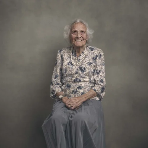 Portrait of Joan Young, Second World War veteran, by Glyn Dewis