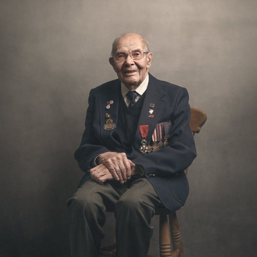 Portrait of Albert Holmshaw, Second World War veteran, by Glyn Dewis