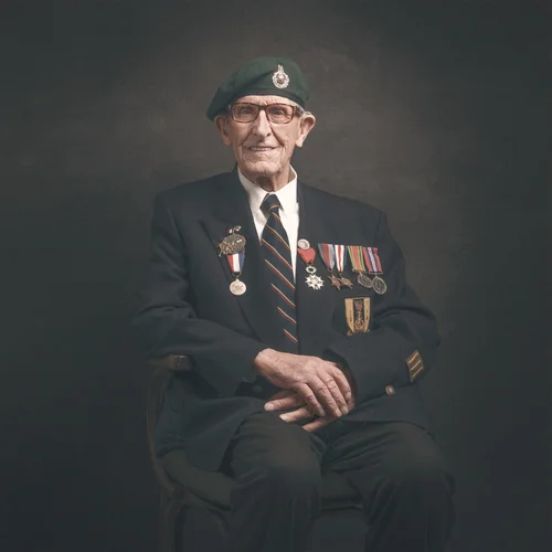 Portrait of Ted Owens, Second World War veteran, by Glyn Dewis