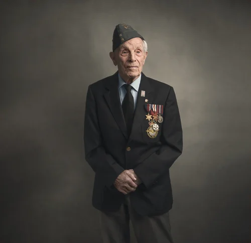 Portrait of Edward Jacobs, Second World War veteran, by Glyn Dewis